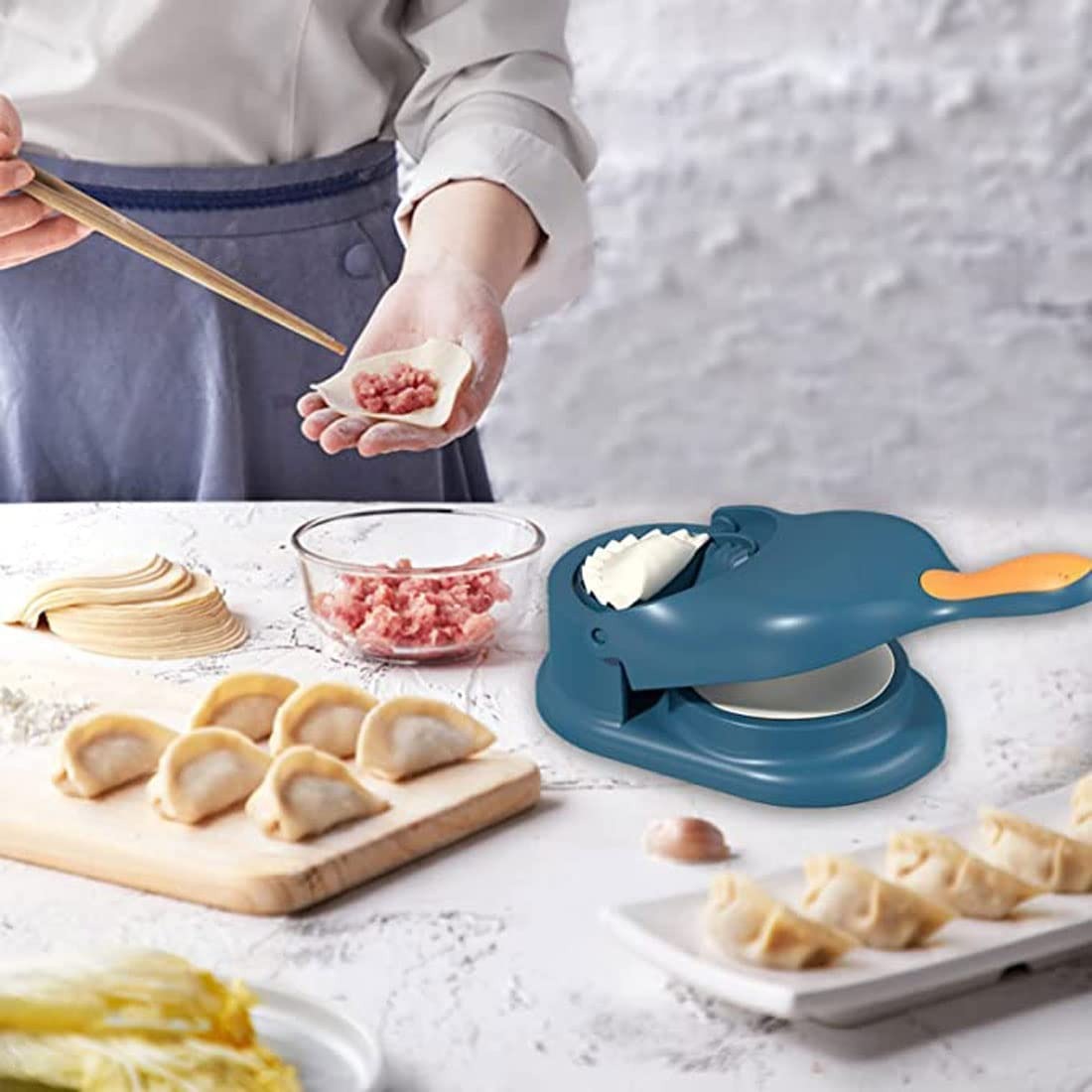 QuickPress™ 2-in-1 Dumpling & Dough Mold Maker