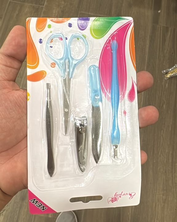 Product Name: Premium 5-in-1 Nail & Grooming Care Kit
